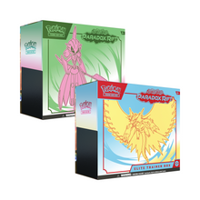 Beide Top Trainer Boxen der Pokemon TCG Erweiterung Paradoxrift