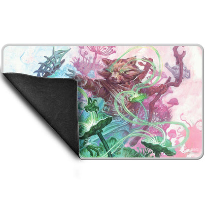 Das Stitched Playmat von Ultra Pro im MTG Bloomburrow Design "Sylvan Tutor" mit der rutschfesten Unterseite